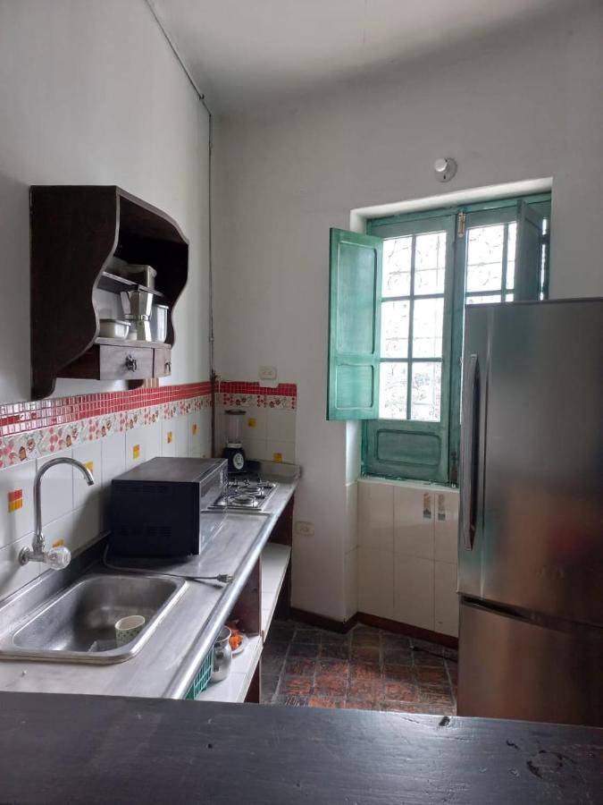 Mochileros Viajeros Hostel Богота Екстериор снимка