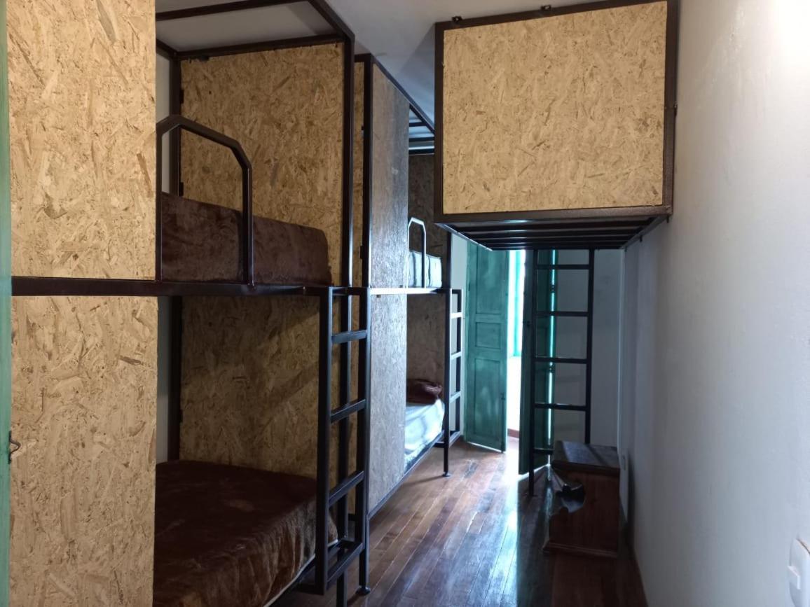 Mochileros Viajeros Hostel Богота Екстериор снимка