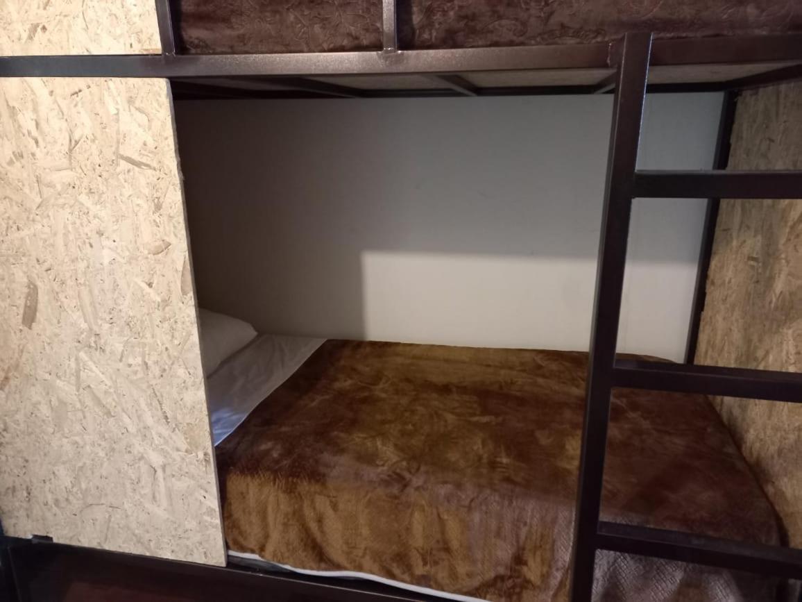 Mochileros Viajeros Hostel Богота Екстериор снимка